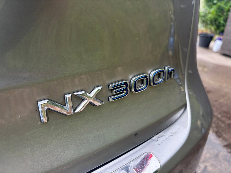 Lexus NX 2.5 300h Luxury SUV 5dr Petrol Hybrid E-CVT 4WD Euro 6 (s/s) (197 ps) 5dr Automatic 2026