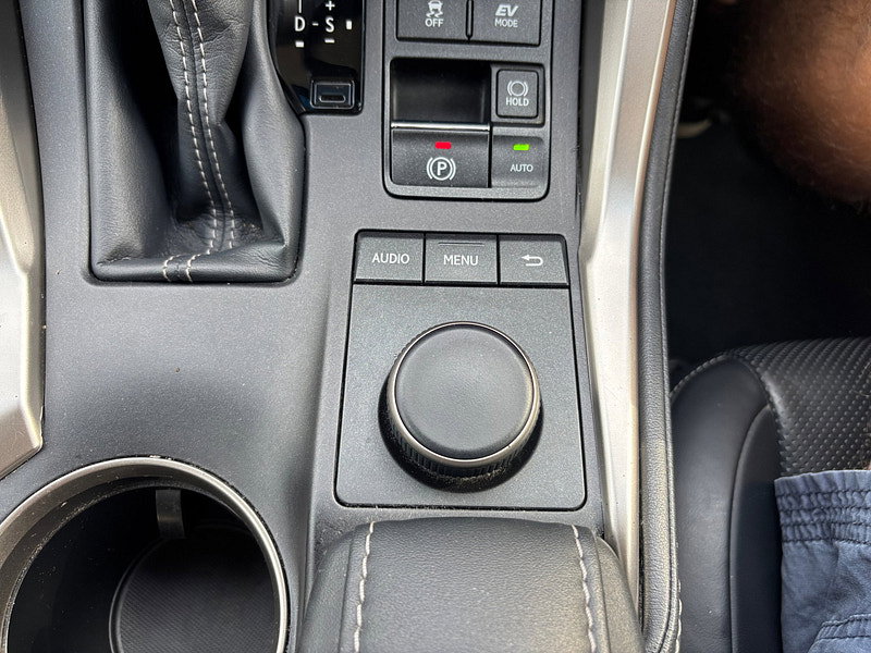 Lexus NX 2.5 300h Luxury SUV 5dr Petrol Hybrid E-CVT 4WD Euro 6 (s/s) (197 ps) 5dr Automatic 2026