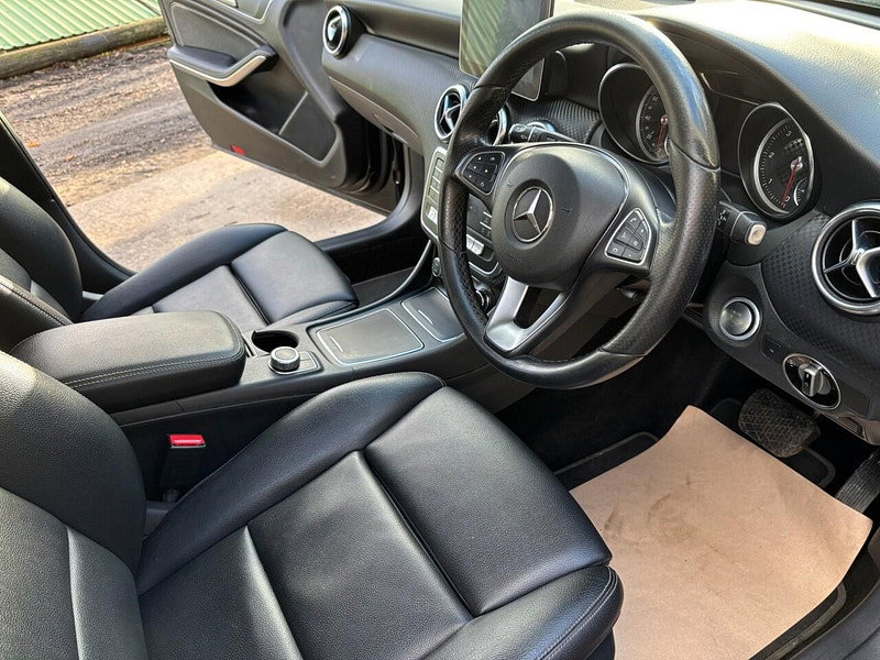 Mercedes-Benz A-CLASS 1.5 A180d Sport (Premium) Hatchback 5dr Diesel 7G-DCT Euro 6 (s/s) (109 ps) 5dr Automatic 2026