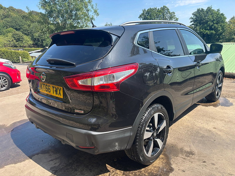 Nissan Qashqai 1.2 DIG-T N-Connecta SUV 5dr Petrol Manual 2WD Euro 6 (s/s) (115 ps) 5dr Manual 2026