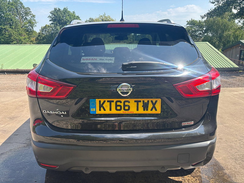 Nissan Qashqai 1.2 DIG-T N-Connecta SUV 5dr Petrol Manual 2WD Euro 6 (s/s) (115 ps) 5dr Manual 2026