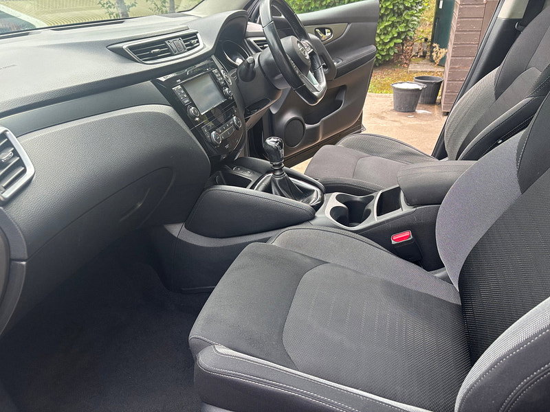 Nissan Qashqai 1.2 DIG-T N-Connecta SUV 5dr Petrol Manual Euro 6 (s/s) (115 ps) 5dr Manual 2026