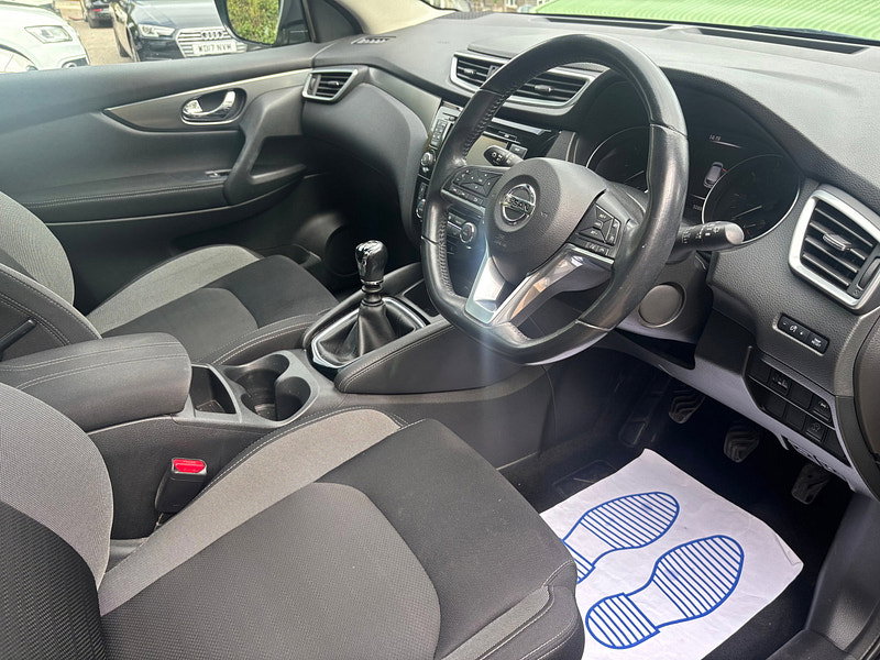 Nissan Qashqai 1.2 DIG-T N-Connecta SUV 5dr Petrol Manual Euro 6 (s/s) (115 ps) 5dr Manual 2026