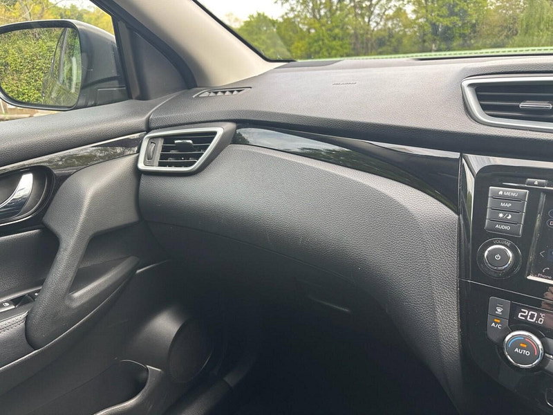 Nissan Qashqai 1.3 DIG-T Acenta Premium SUV 5dr Petrol Manual Euro 6 (s/s) (140 ps) 5dr Manual 2026