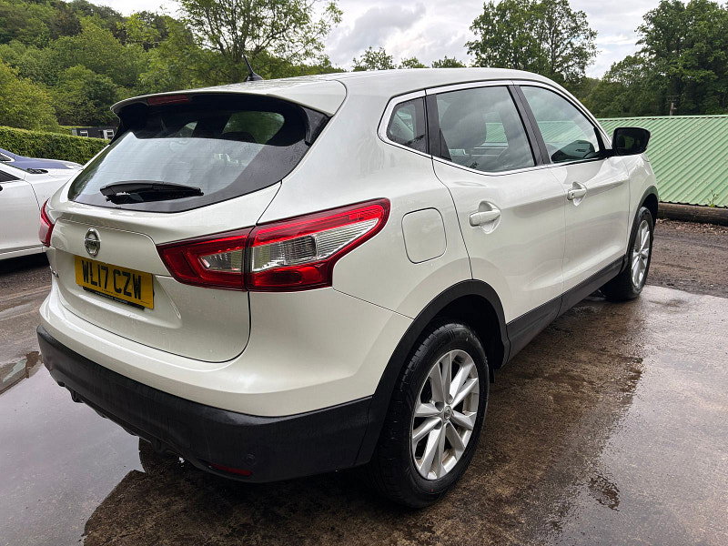 Nissan Qashqai 1.5 dCi Acenta SUV 5dr Diesel Manual 2WD Euro 6 (s/s) (110 ps) 5dr Manual 2026