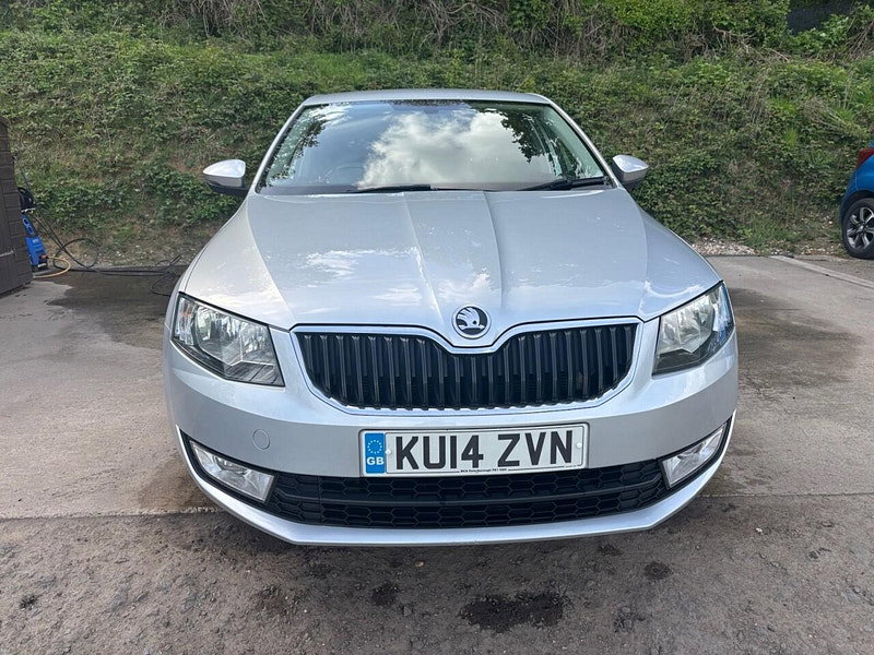 Skoda Octavia 2.0 TDI SE Hatchback 5dr Diesel DSG Euro 5 (s/s) (150 ps) 5dr Automatic 2026