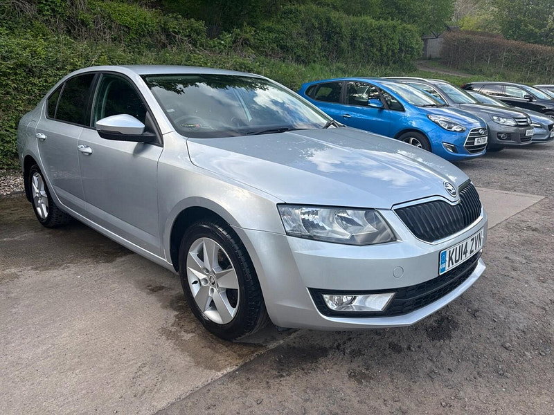 Skoda Octavia 2.0 TDI SE Hatchback 5dr Diesel DSG Euro 5 (s/s) (150 ps) 5dr Automatic 2026