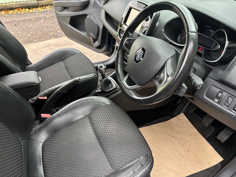 Renault Clio 1.5 dCi Dynamique S Nav Hatchback 5dr Diesel Manual Euro 6 (s/s) (110 ps) 5dr Manual 2026
