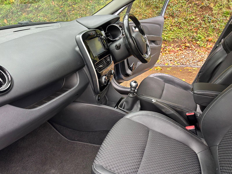 Renault Clio 1.5 dCi Dynamique S Nav Hatchback 5dr Diesel Manual Euro 6 (s/s) (110 ps) 5dr Manual 2026