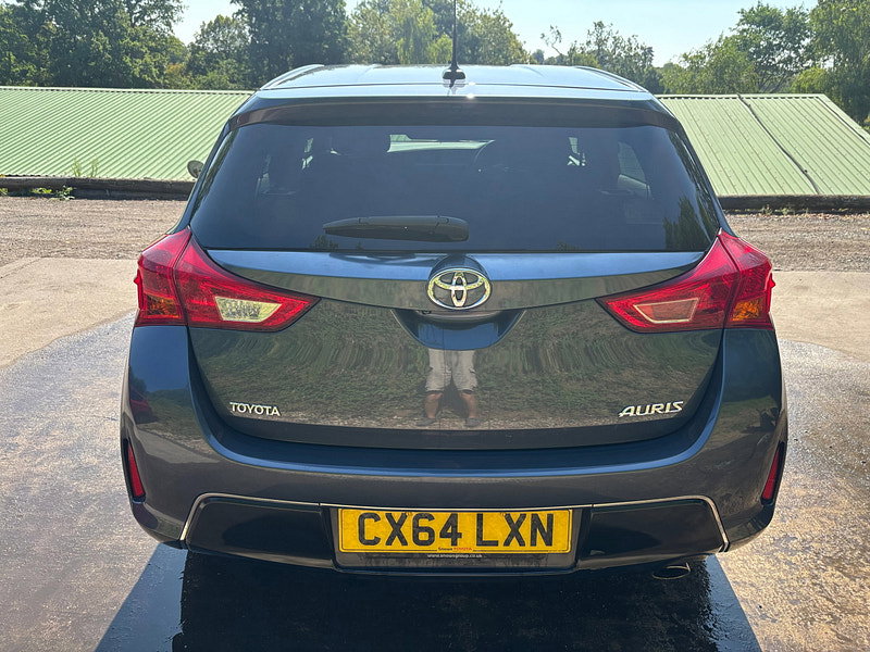 Toyota Auris 1.6 V-Matic Icon Plus Hatchback 5dr Petrol Manual Euro 5 (132 ps) 5dr Manual 2026
