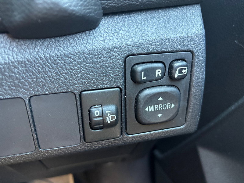 Toyota Auris 1.6 V-Matic Icon Plus Hatchback 5dr Petrol Manual Euro 5 (132 ps) 5dr Manual 2026