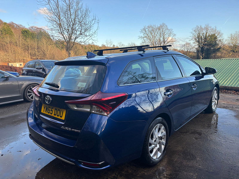 Toyota Auris 1.8 VVT-h Business Edition Touring Sports 5dr Petrol Hybrid CVT Euro 6 (s/s) (136 ps) 5dr Automatic 2026