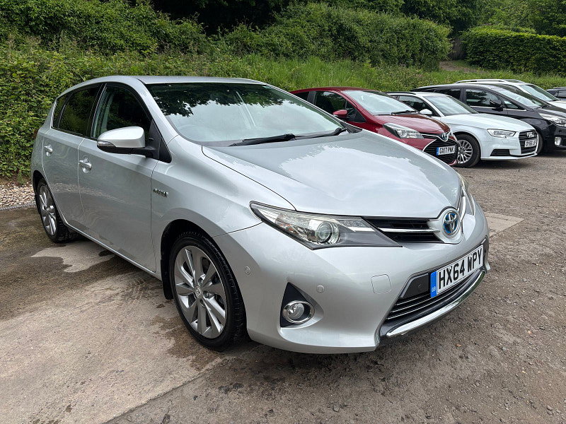 Toyota Auris 1.8 VVT-h Excel Hatchback 5dr Petrol Hybrid CVT Euro 5 (s/s) (136 ps) 5dr Automatic 2026