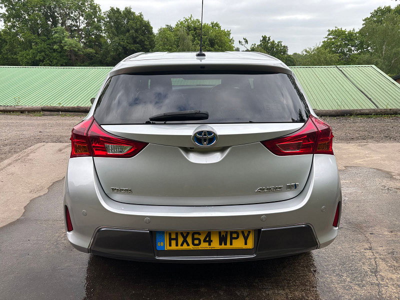 Toyota Auris 1.8 VVT-h Excel Hatchback 5dr Petrol Hybrid CVT Euro 5 (s/s) (136 ps) 5dr Automatic 2026