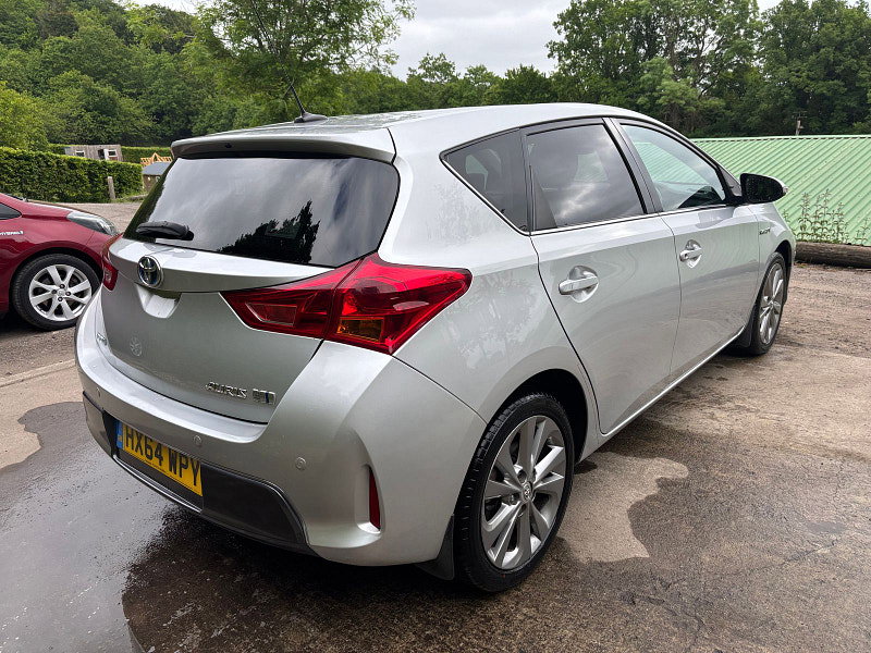 Toyota Auris 1.8 VVT-h Excel Hatchback 5dr Petrol Hybrid CVT Euro 5 (s/s) (136 ps) 5dr Automatic 2026
