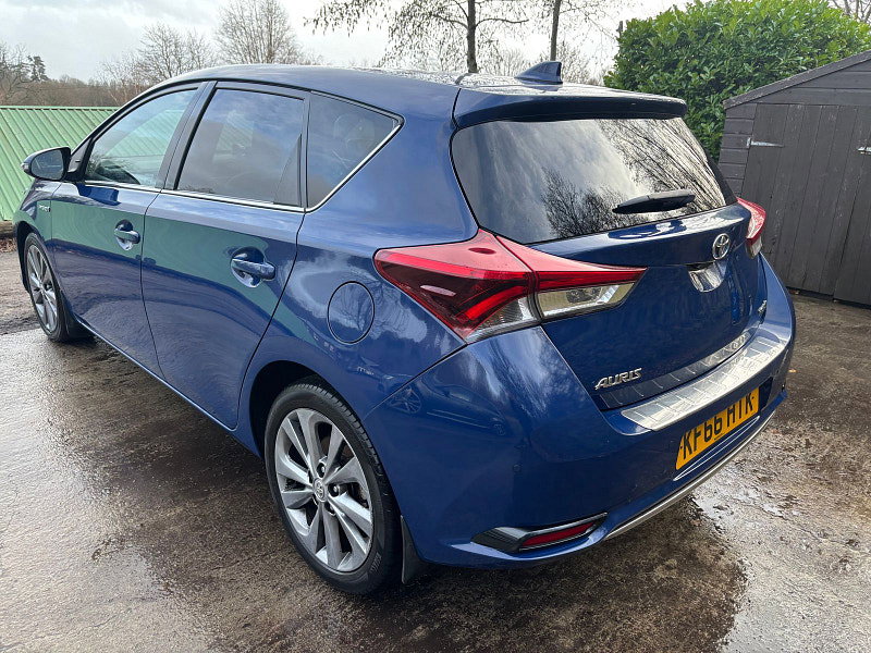 Toyota Auris 1.8 VVT-h Excel Hatchback 5dr Petrol Hybrid CVT Euro 6 (s/s) (Safety Sense) (136 ps) 5dr Automatic 2026