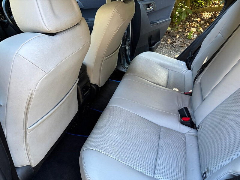 Toyota Auris 1.8 VVT-h Excel Touring Sports 5dr Petrol Hybrid CVT Euro 5 (s/s) (136 ps) 5dr Automatic 2026