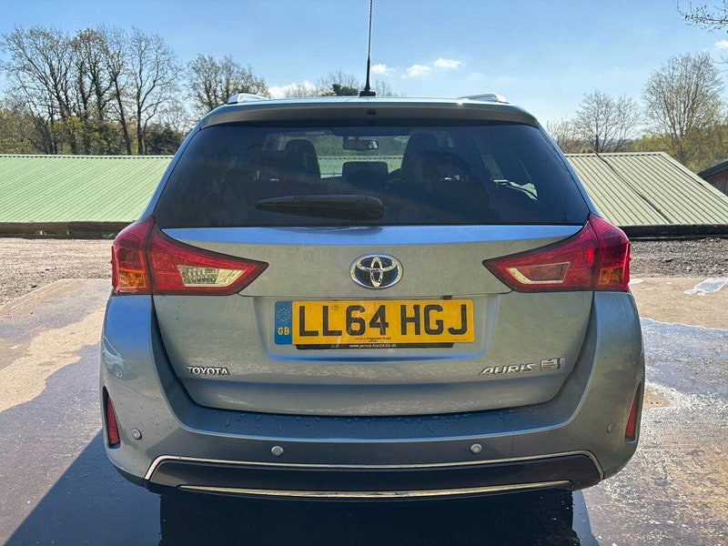 Toyota Auris 1.8 VVT-h Excel Touring Sports 5dr Petrol Hybrid CVT Euro 5 (s/s) (136 ps) 5dr Automatic 2026