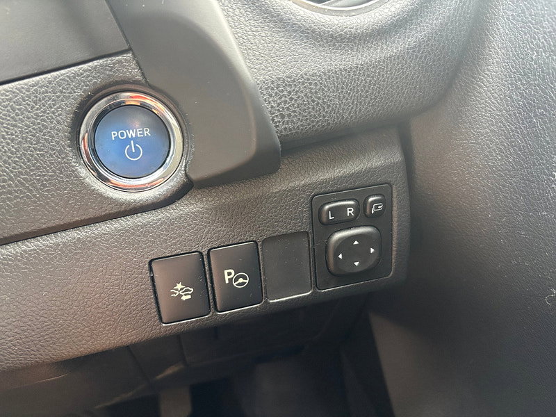 Toyota Auris 1.8 VVT-h Excel Touring Sports 5dr Petrol Hybrid CVT Euro 6 (s/s) (Safety Sense) (136 ps) 5dr Automatic 2026
