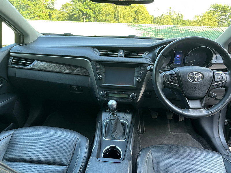 Toyota Avensis 2.0 D-4D Excel Touring Sports 5dr Diesel Manual Euro 6 (s/s) (143 ps) 5dr Manual 2026