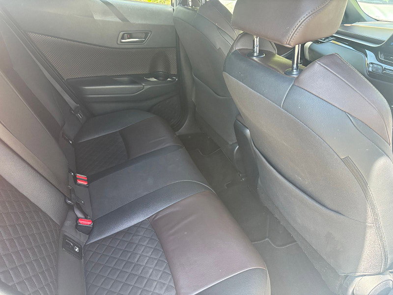 Toyota C-HR 1.8 VVT-h Excel SUV 5dr Petrol Hybrid CVT Euro 6 (s/s) (122 ps) 5dr Automatic 2026