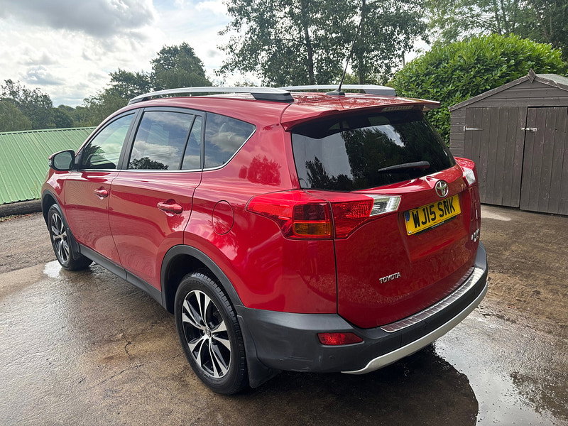 Toyota RAV4 2.0 D-4D Invincible SUV 5dr Diesel Manual 4WD Euro 5 (s/s) (124 ps) 5dr Manual 2026