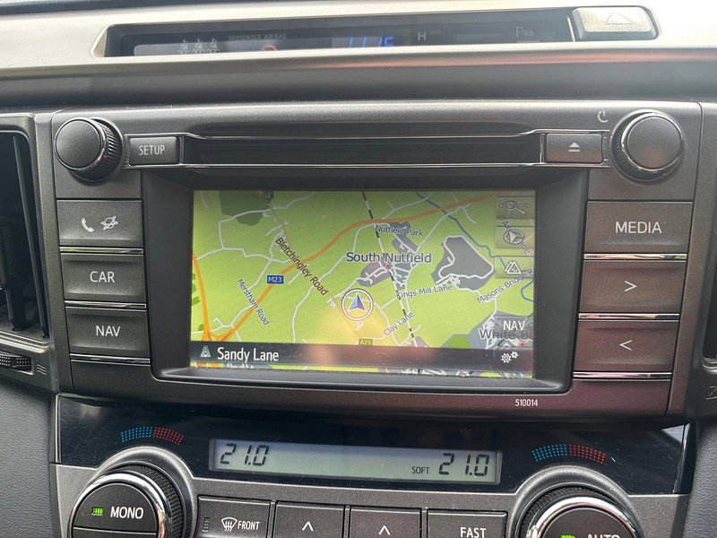 Toyota RAV4 2.0 D-4D Invincible SUV 5dr Diesel Manual 4WD Euro 5 (s/s) (124 ps) 5dr Manual 2026