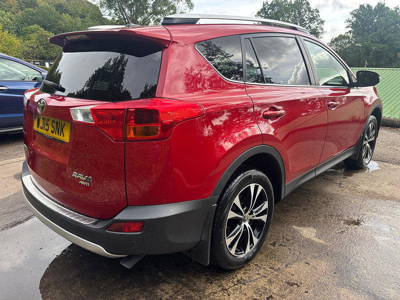 Toyota RAV4 2.0 D-4D Invincible SUV 5dr Diesel Manual 4WD Euro 5 (s/s) (124 ps) 5dr Manual 2026