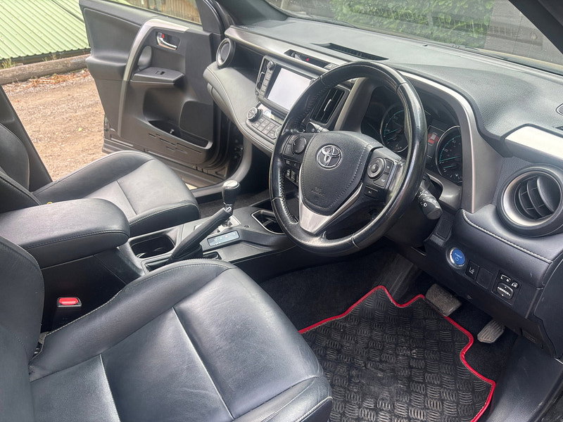 Toyota RAV4 2.5 VVT-h Excel SUV 5dr Petrol Hybrid CVT Euro 6 (s/s) (197 ps) 5dr Automatic 2026
