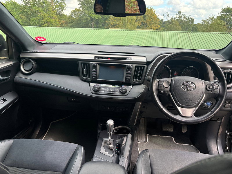 Toyota RAV4 2.5 VVT-h Icon SUV 5dr Petrol Hybrid CVT 4WD Euro 6 (s/s) (197 ps) 5dr Automatic 2026