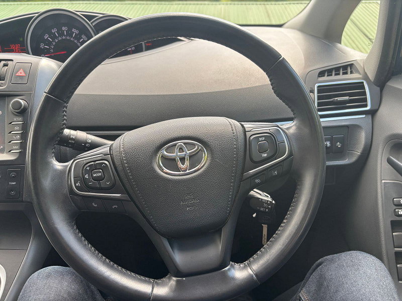 Toyota Verso 1.6 D-4D Design MPV 5dr Diesel Manual Euro 6 (s/s) (7 Seat) (112 ps) 5dr Manual 2026