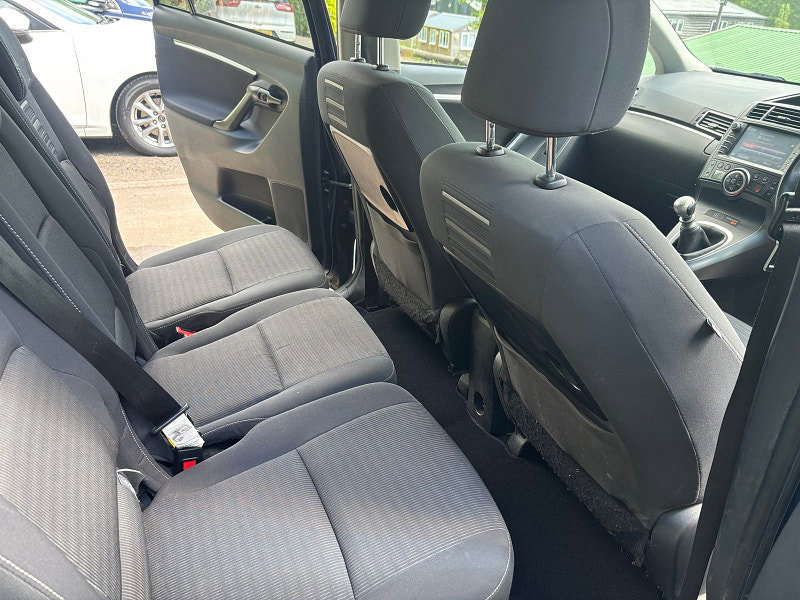 Toyota Verso 1.6 D-4D Design MPV 5dr Diesel Manual Euro 6 (s/s) (7 Seat) (112 ps) 5dr Manual 2026