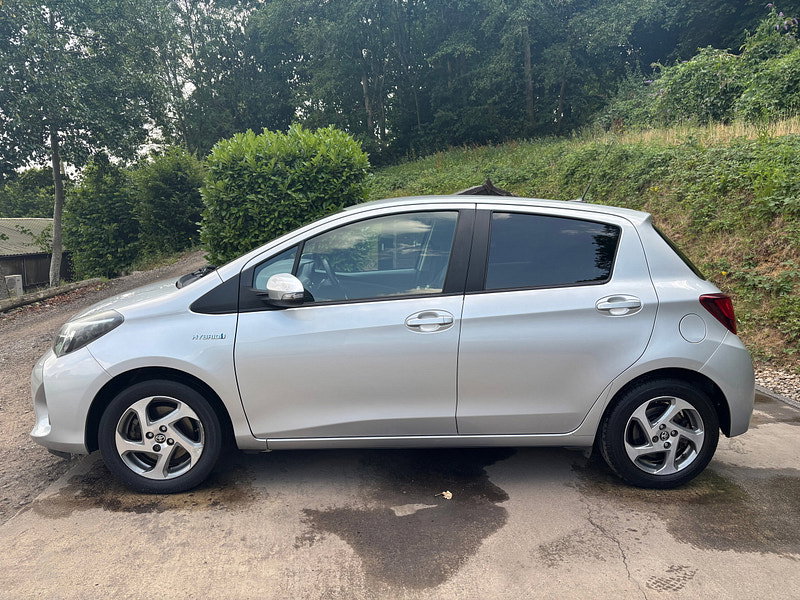 Toyota Yaris 1.5 VVT-h Icon Hatchback 5dr Petrol Hybrid E-CVT Euro 6 (101 ps) 5dr Automatic 2026