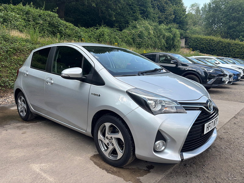 Toyota Yaris 1.5 VVT-h Icon Hatchback 5dr Petrol Hybrid E-CVT Euro 6 (101 ps) 5dr Automatic 2026