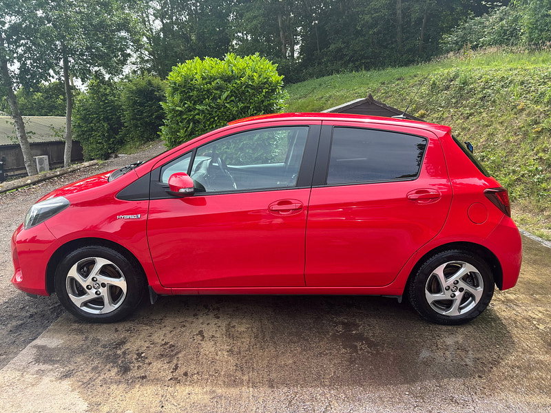 Toyota Yaris 1.5 VVT-h Icon Hatchback 5dr Petrol Hybrid E-CVT Euro 6 (101 ps) 5dr Automatic 2026