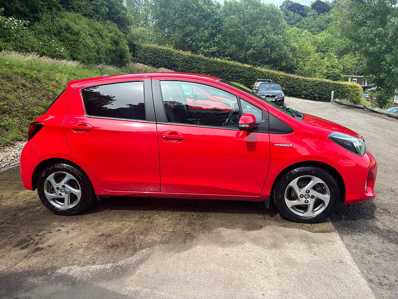 Toyota Yaris 1.5 VVT-h Icon Hatchback 5dr Petrol Hybrid E-CVT Euro 6 (101 ps) 5dr Automatic 2026