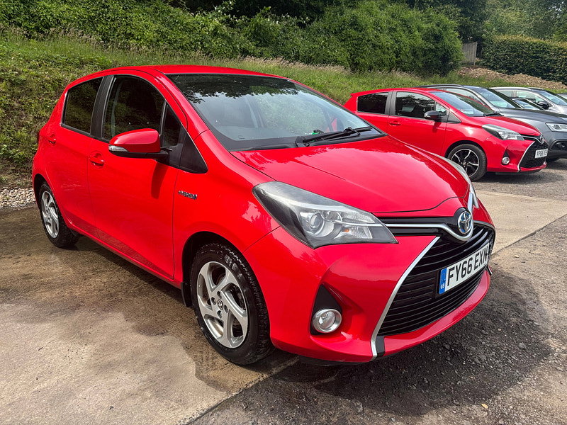 Toyota Yaris 1.5 VVT-h Icon Hatchback 5dr Petrol Hybrid E-CVT Euro 6 (101 ps) 5dr Automatic 2026