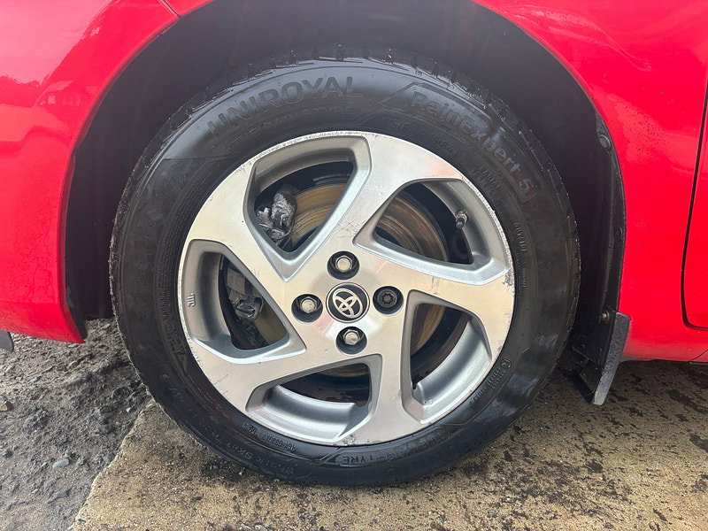 Toyota Yaris 1.5 VVT-h Icon Hatchback 5dr Petrol Hybrid E-CVT Euro 6 (101 ps) 5dr Automatic 2026