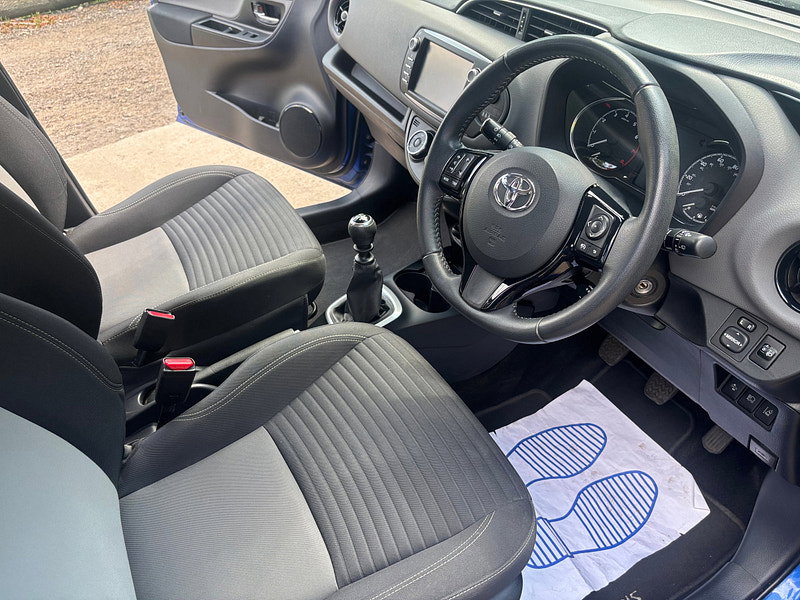 Toyota Yaris 1.5 VVT-i Icon Hatchback 5dr Petrol Manual Euro 6 (111 ps) 5dr Manual 2026