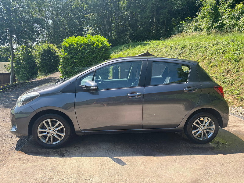 Toyota Yaris 1.33 Dual VVT-i Icon Hatchback 5dr Petrol Manual Euro 5 Euro 5 (99 ps) 5dr Manual 2026