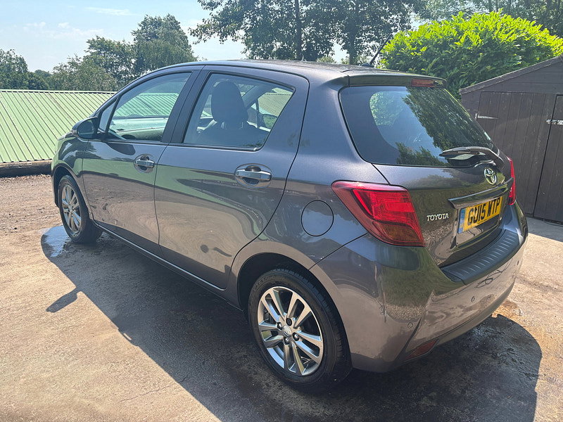 Toyota Yaris 1.33 Dual VVT-i Icon Hatchback 5dr Petrol Manual Euro 5 Euro 5 (99 ps) 5dr Manual 2026