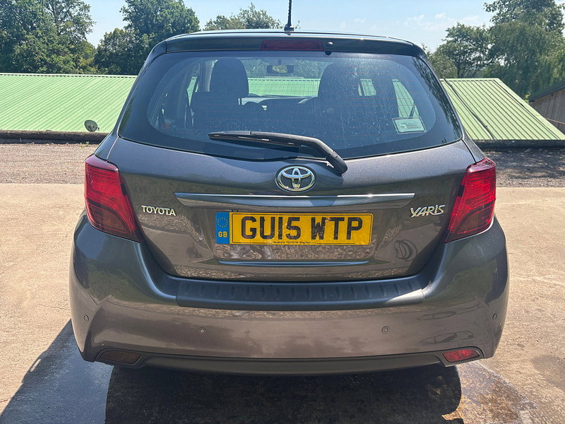 Toyota Yaris 1.33 Dual VVT-i Icon Hatchback 5dr Petrol Manual Euro 5 Euro 5 (99 ps) 5dr Manual 2026