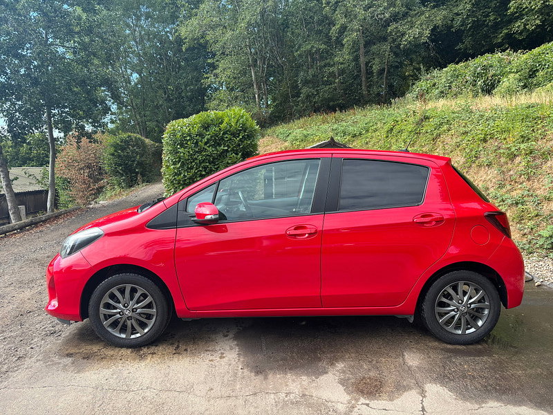 Toyota Yaris 1.33 Dual VVT-i Icon Hatchback 5dr Petrol Manual Euro 6 (99 ps) 5dr Manual 2026