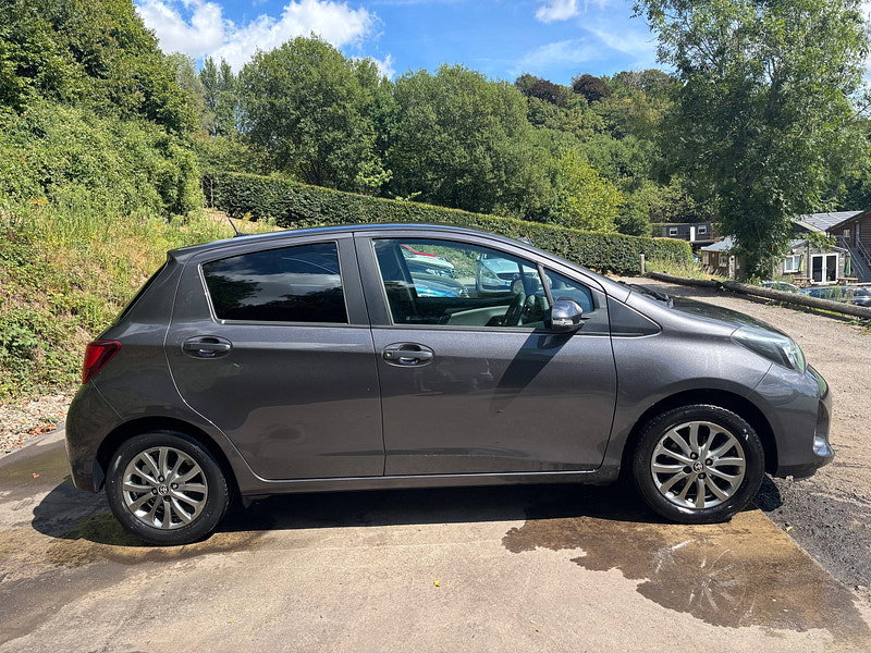 Toyota Yaris 1.33 Dual VVT-i Icon Hatchback 5dr Petrol Manual Euro 6 (99 ps) 5dr Manual 2026