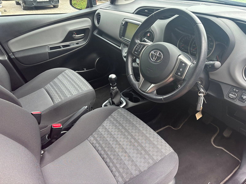 Toyota Yaris 1.33 Dual VVT-i Icon Hatchback 5dr Petrol Manual Euro 6 (99 ps) 5dr Manual 2026