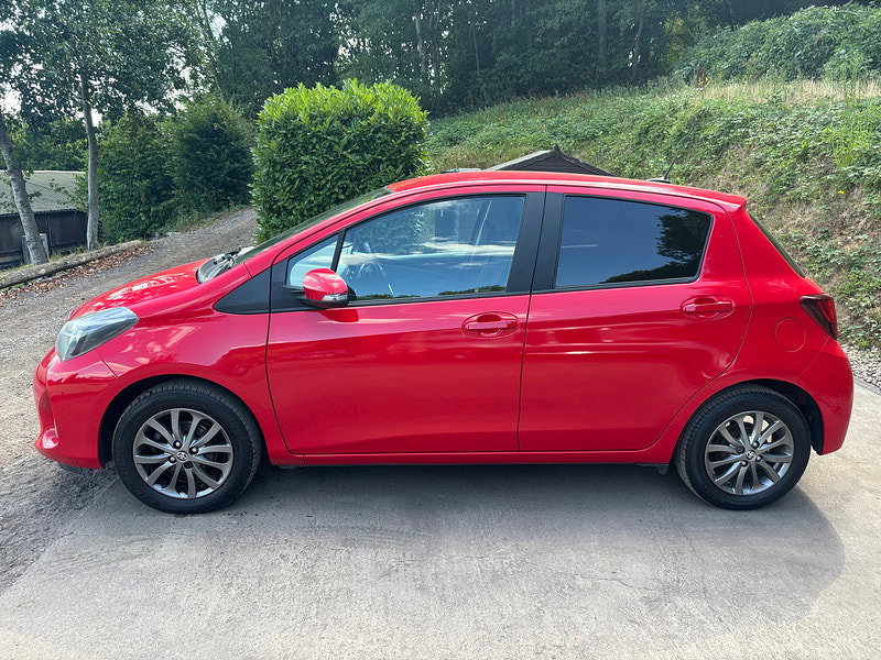 Toyota Yaris 1.33 Dual VVT-i Icon Hatchback 5dr Petrol Multidrive S Euro 6 (99 ps) 5dr Automatic 2026