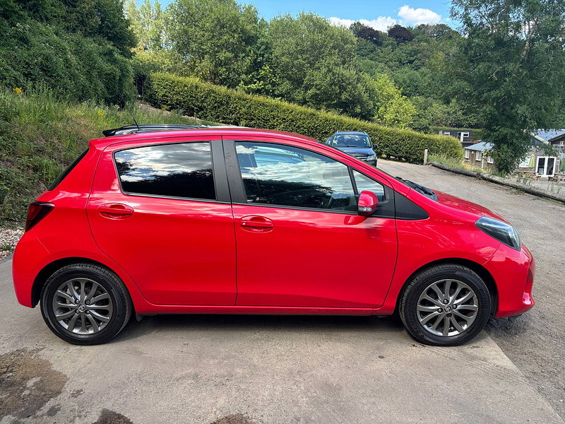 Toyota Yaris 1.33 Dual VVT-i Icon Hatchback 5dr Petrol Multidrive S Euro 6 (99 ps) 5dr Automatic 2026