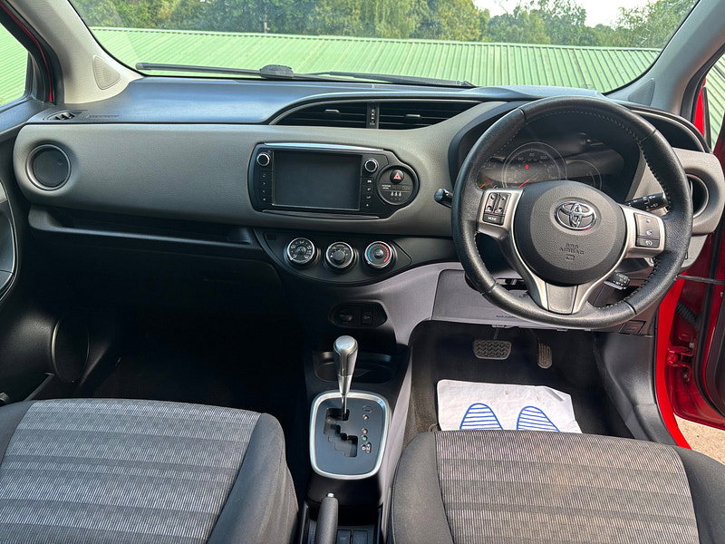 Toyota Yaris 1.33 Dual VVT-i Icon Hatchback 5dr Petrol Multidrive S Euro 6 (99 ps) 5dr Automatic 2026