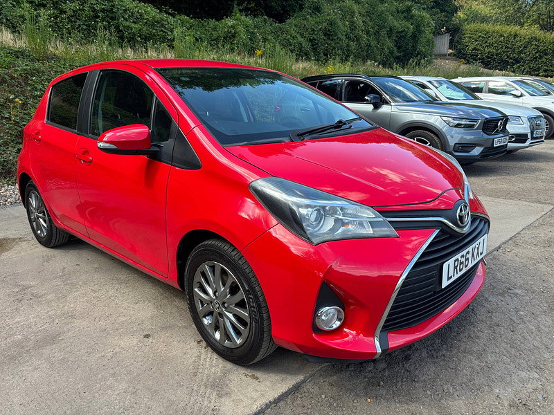 Toyota Yaris 1.33 Dual VVT-i Icon Hatchback 5dr Petrol Multidrive S Euro 6 (99 ps) 5dr Automatic 2026