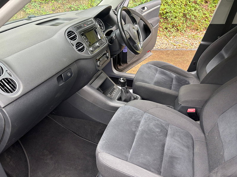 Volkswagen Tiguan 2.0 TDI BlueMotion Tech Match SUV 5dr Diesel Manual 2WD Euro 5 (s/s) (140 ps) 5dr Manual 2026